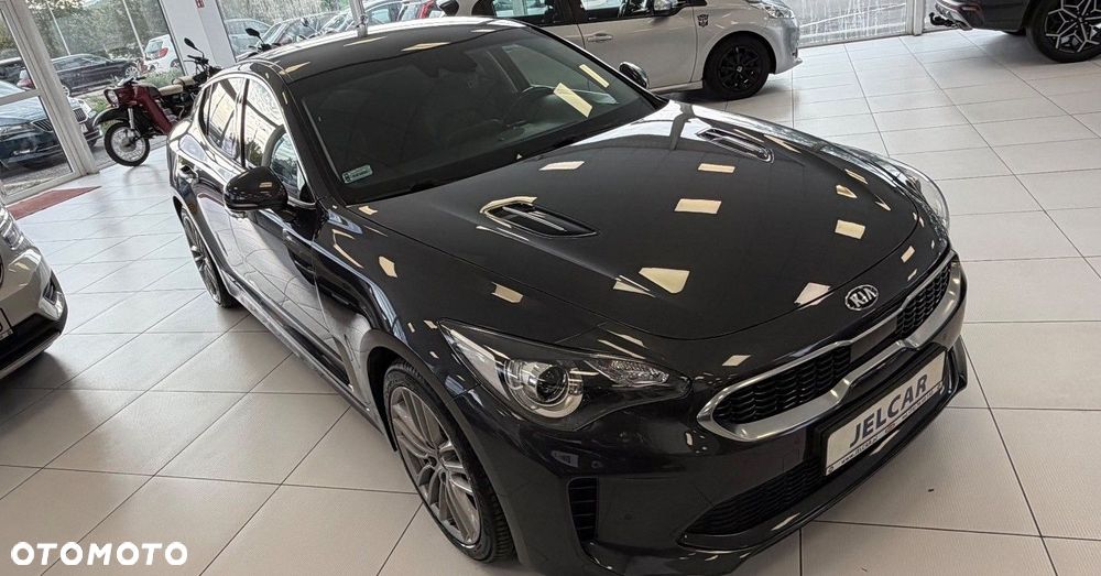 Kia Stinger 2.0 T-GDI GT Line - 13
