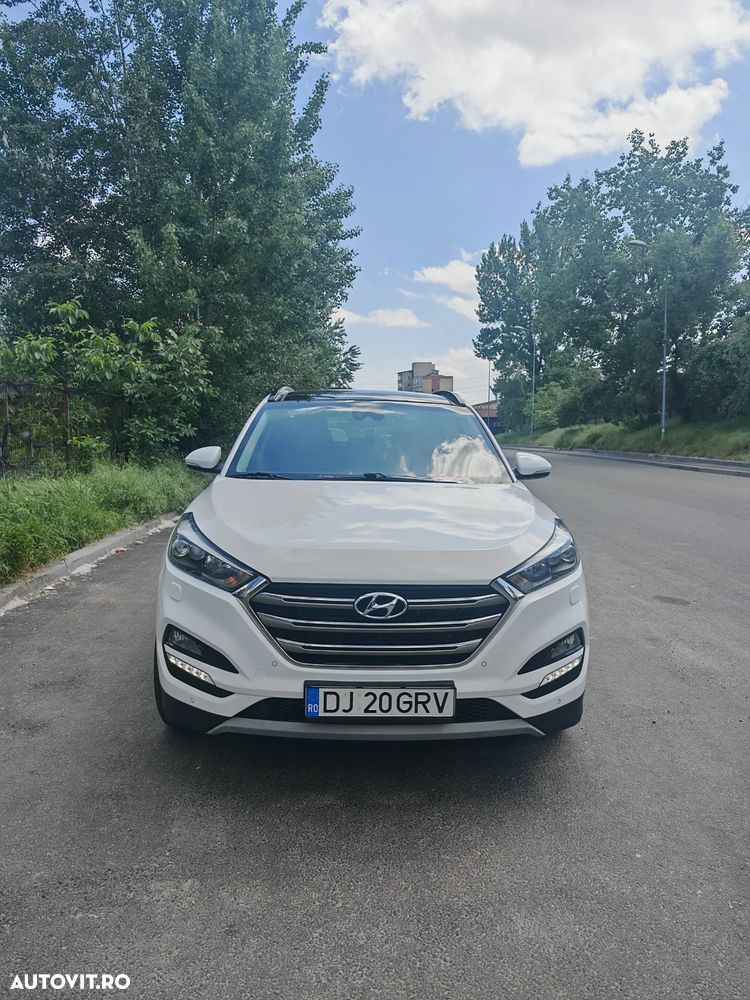 Hyundai Tucson - 2
