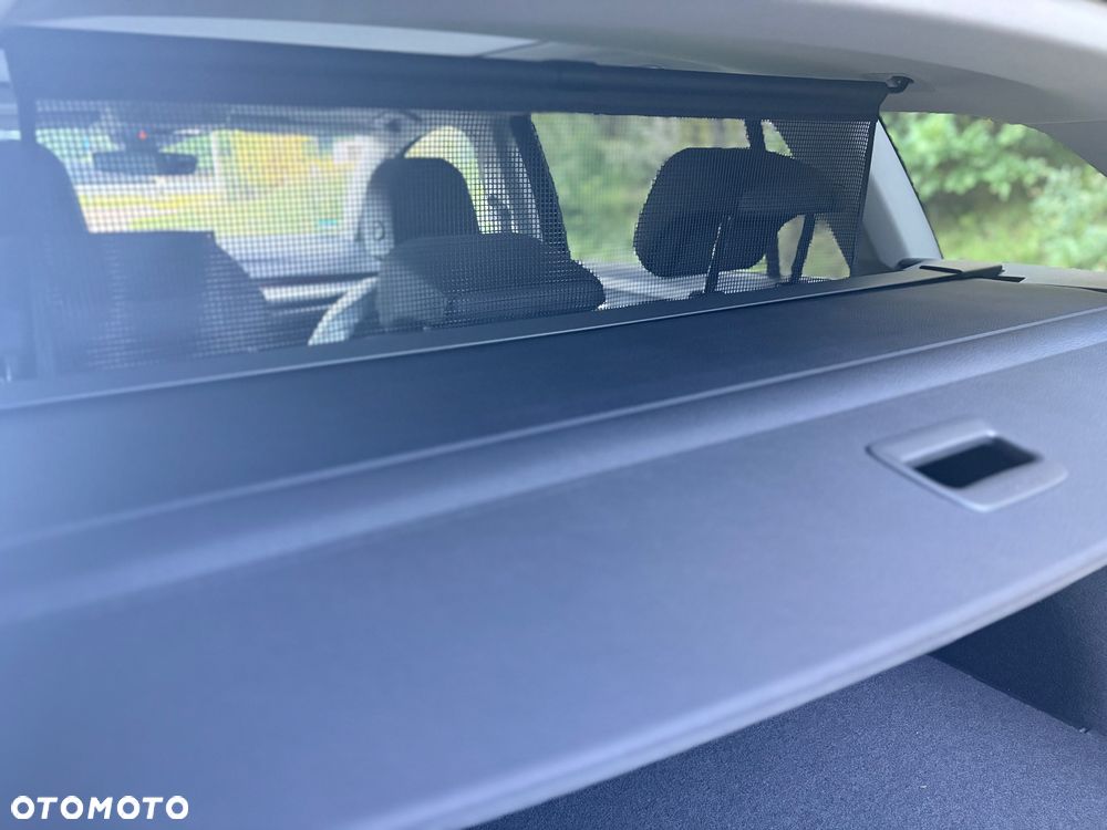 Volkswagen Golf 1.5 eTSI mHEV Style DSG - 16