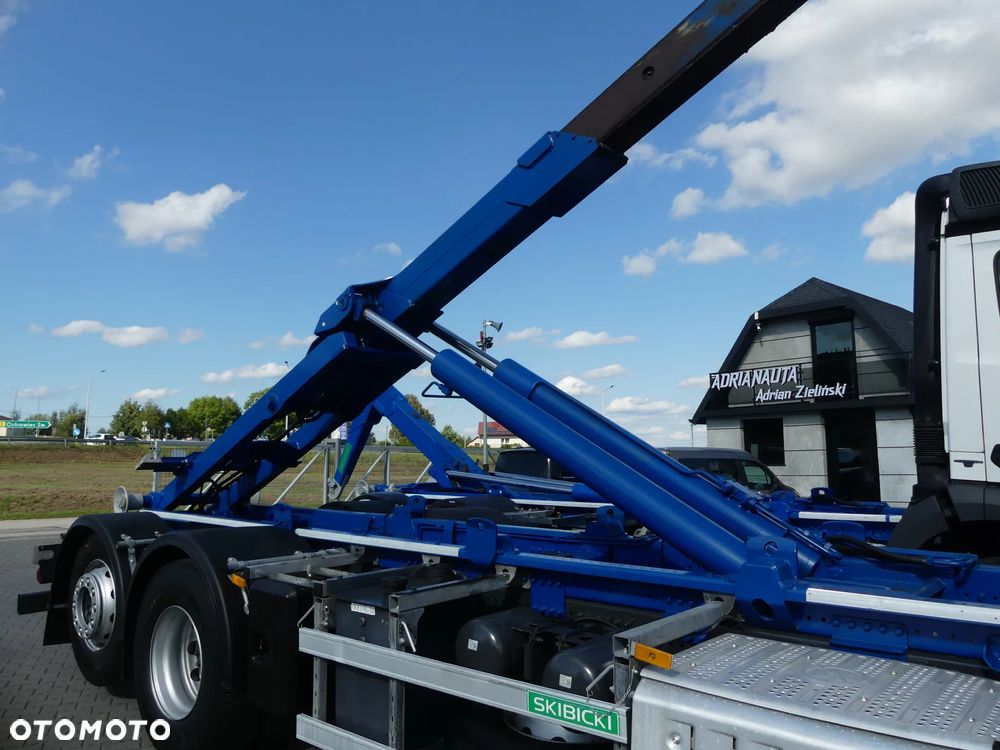 Mercedes-Benz ANTOS 2540 / 6x2 / HAKOWIEC 20t / EURO 6 / NISKI PRZEBIEG / - 9