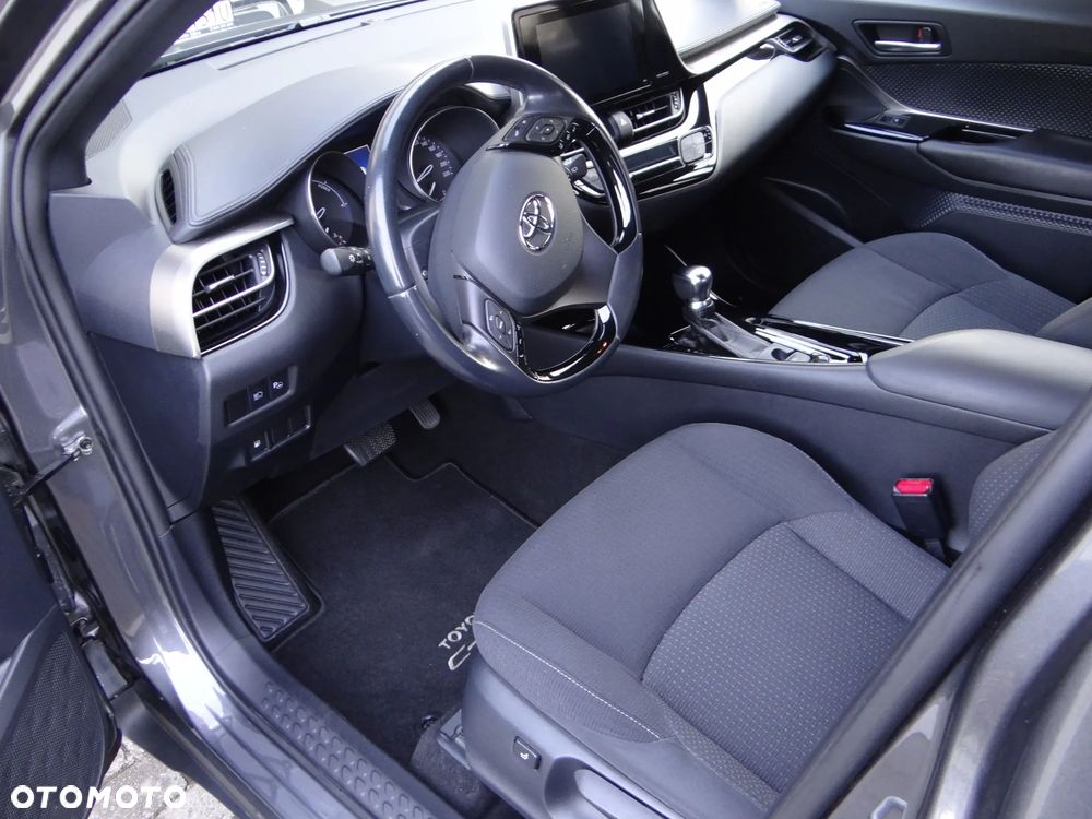 Toyota C-HR - 19