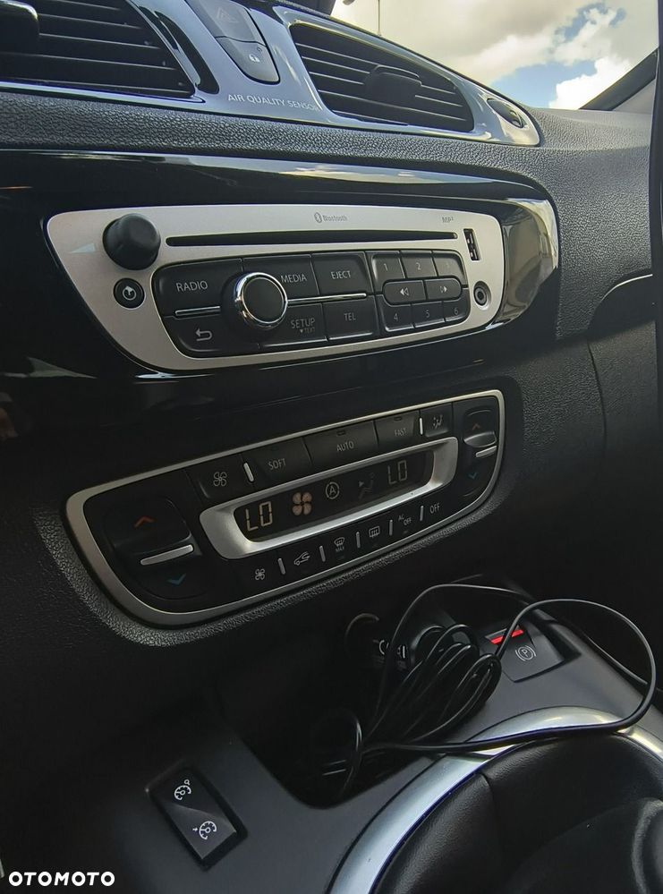 Renault Scenic Energy dCi 110 S&S Bose Edition - 26