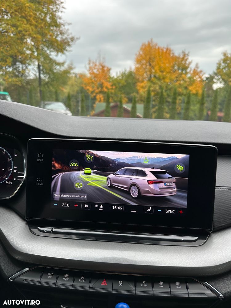 Skoda Octavia 2.0 TDI DSG Ambition - 8