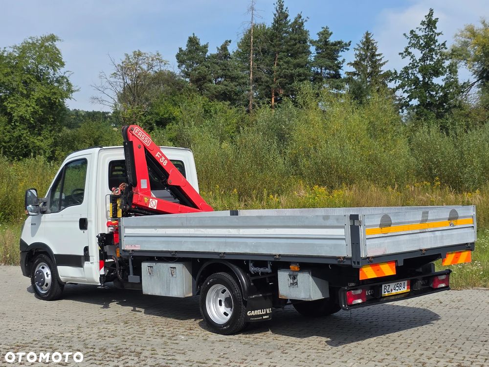 Iveco Daily 35c-15 50c-15 Skrzynia 3.60 M + HDS  1.8 Tony ! Bez Korozji  ! Z Włoch  ! - 10