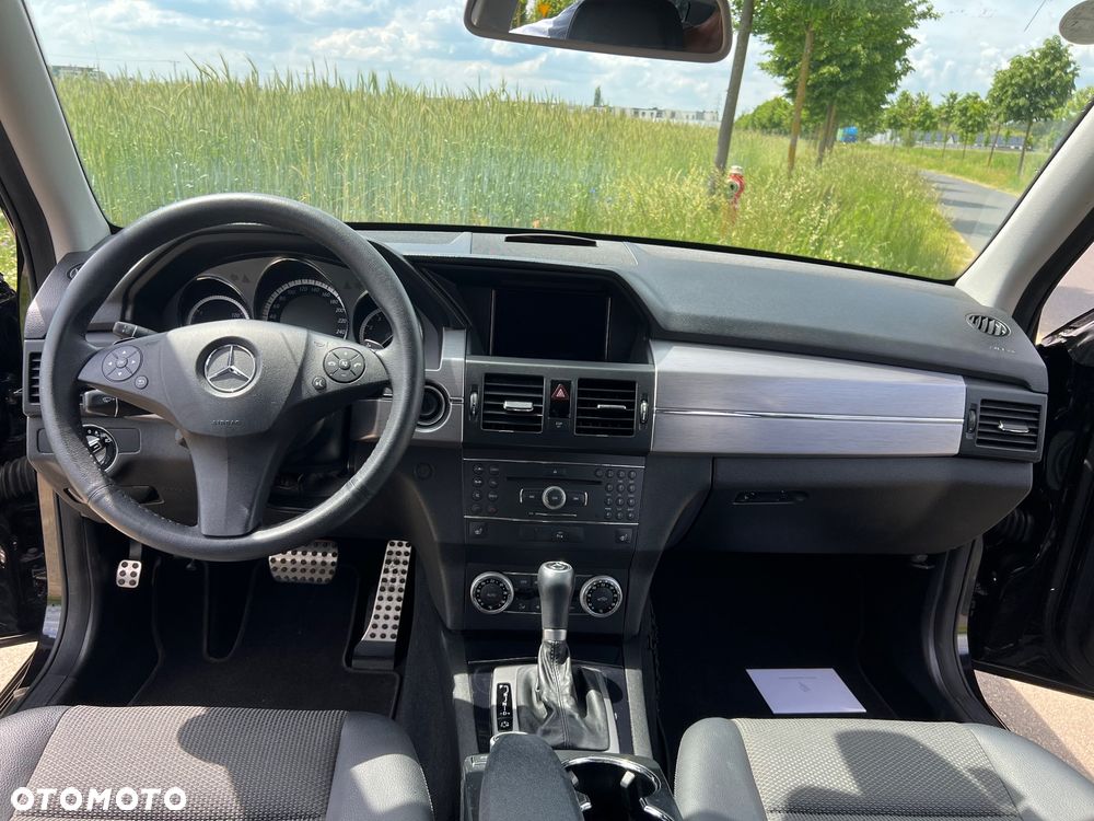 Mercedes-Benz GLK 300 4-Matic - 7