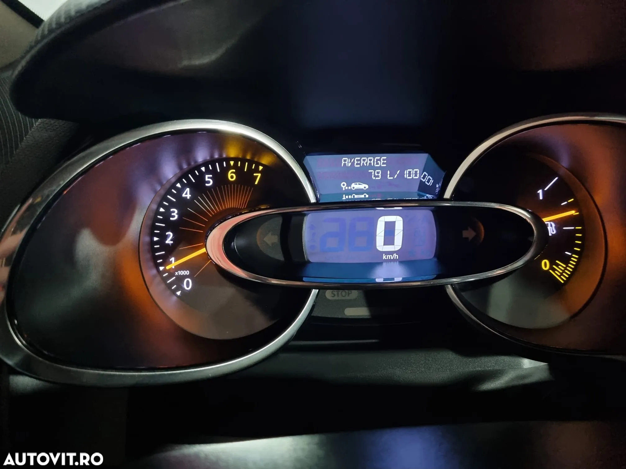 Renault Clio - 21