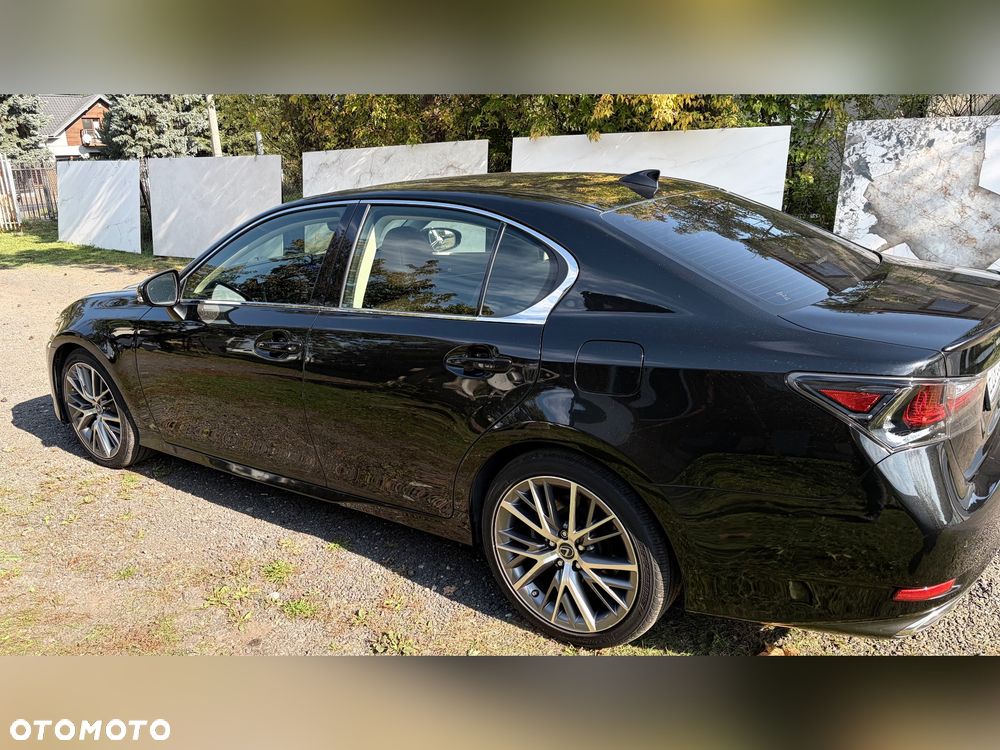 Lexus GS - 2