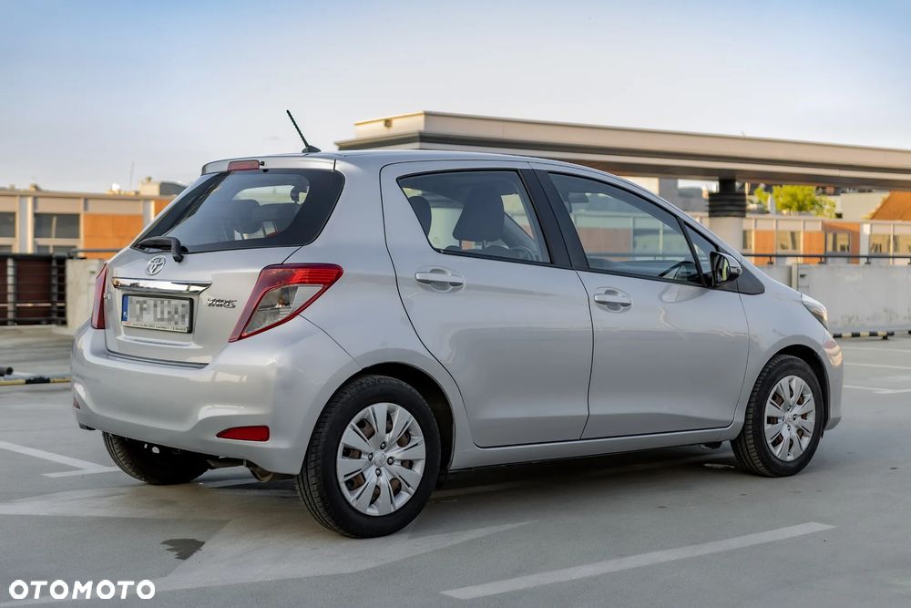 Toyota Yaris 1.0 Luna - 3