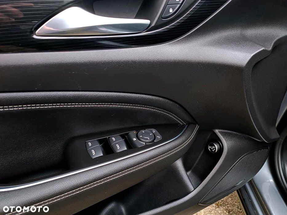 Opel Insignia 2.0 Exclusive - 24