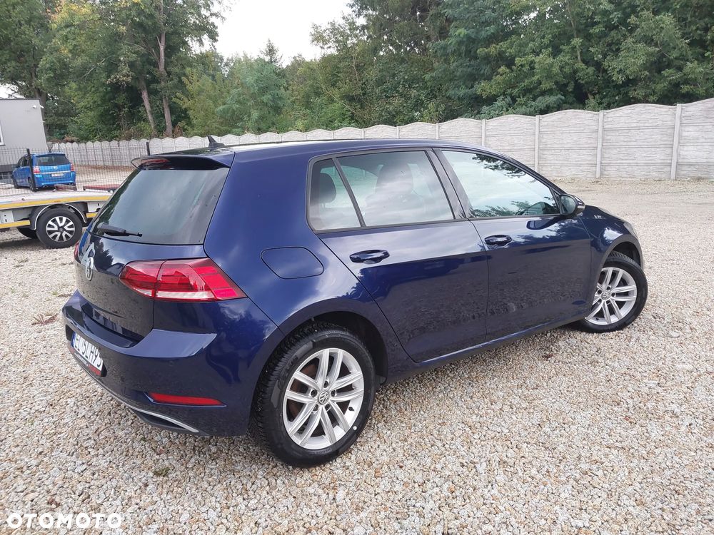 Volkswagen Golf - 13