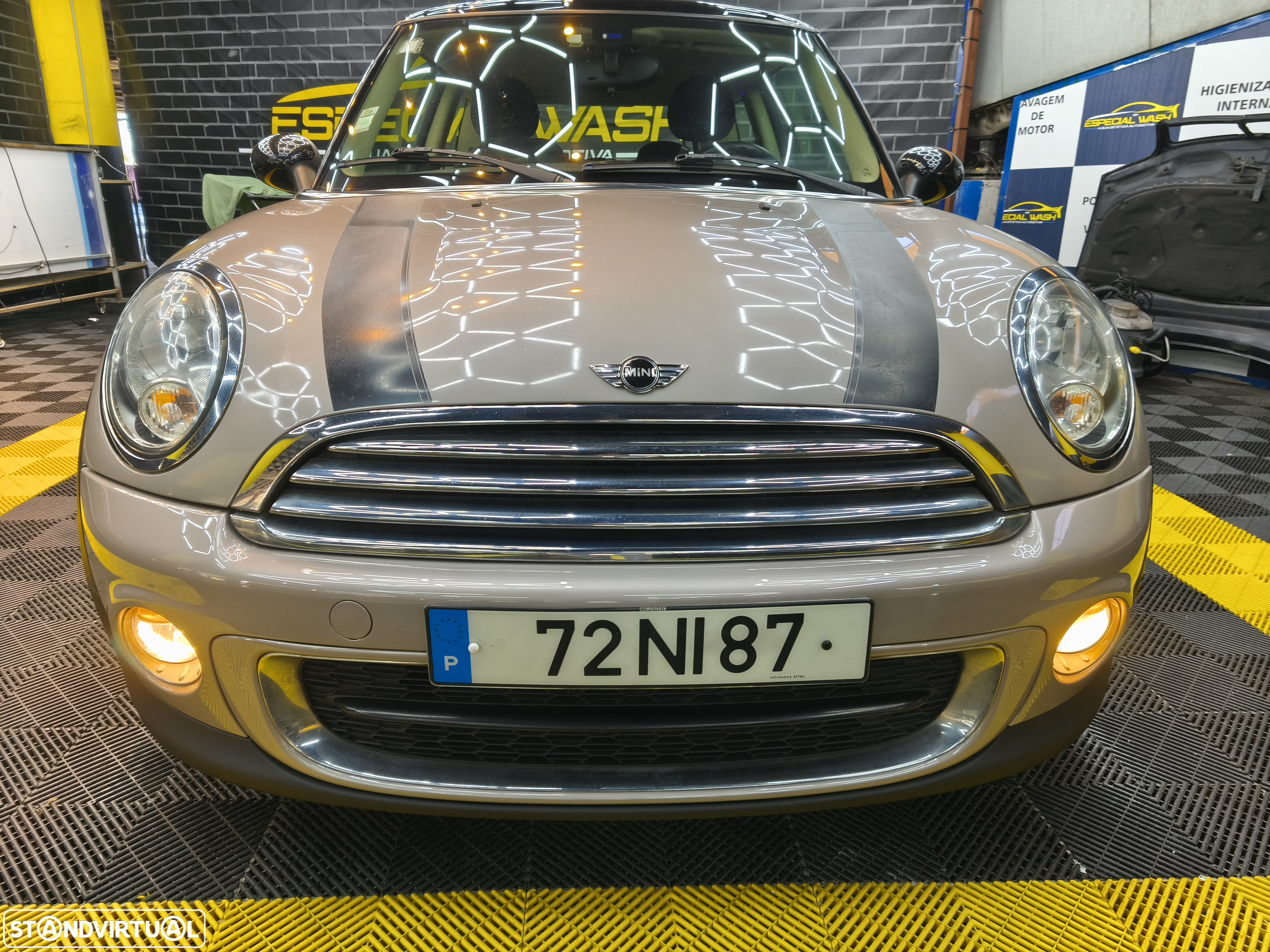 MINI 3 Portas One D - 10