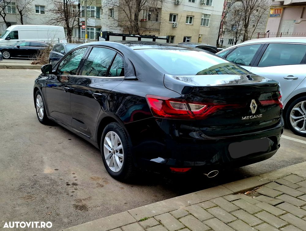 Renault Megane TCe 140 EDC GPF Zen - 4