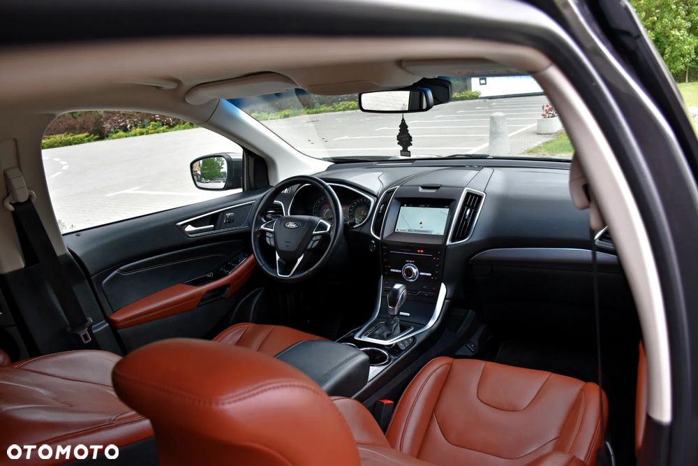 Ford Edge 2.0 TDCi Twin-Turbo 4WD Titanium - 38