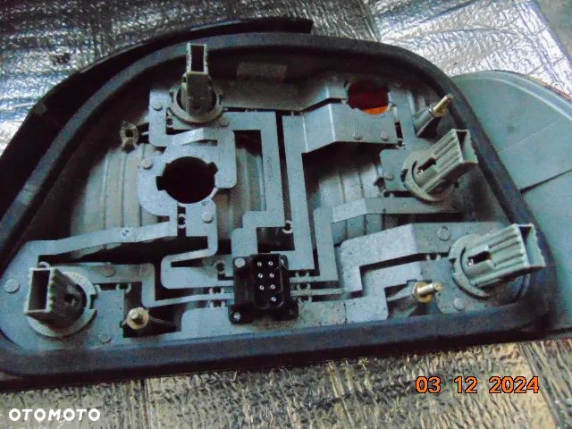 BMW 7 e38 LIFT LAMPY Lampa TYLNA LIFT LED PRAWA TYŁ PRAWY ORYGINAŁ styki OK - 5