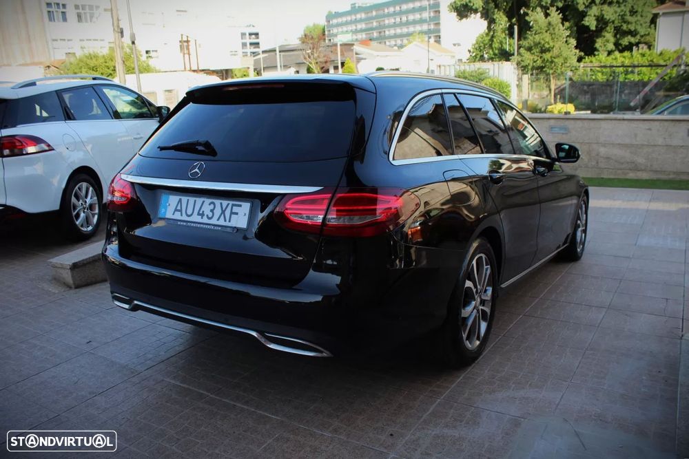 Mercedes-Benz C 200 - 40
