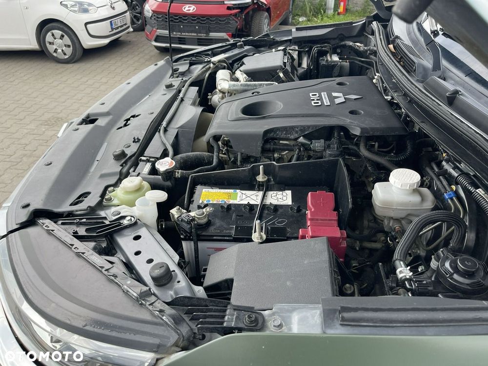Mitsubishi L200 Pick Up 4x4 S&S Double Cab Basis - 15
