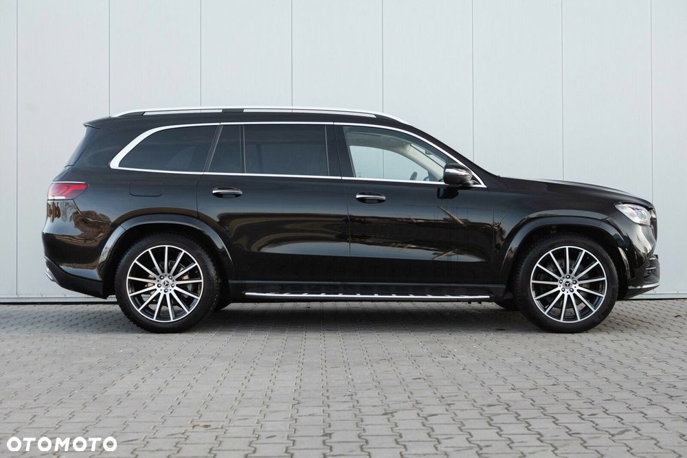 Mercedes-Benz GLS - 11