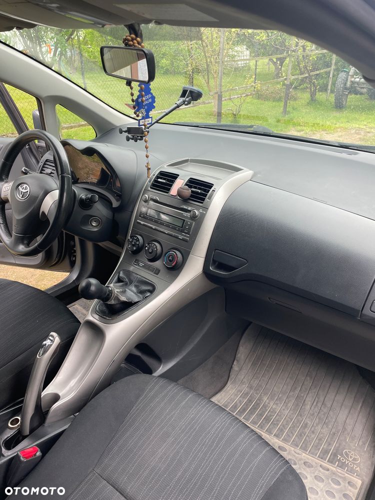 Toyota Auris 1.4 D-4D - 9