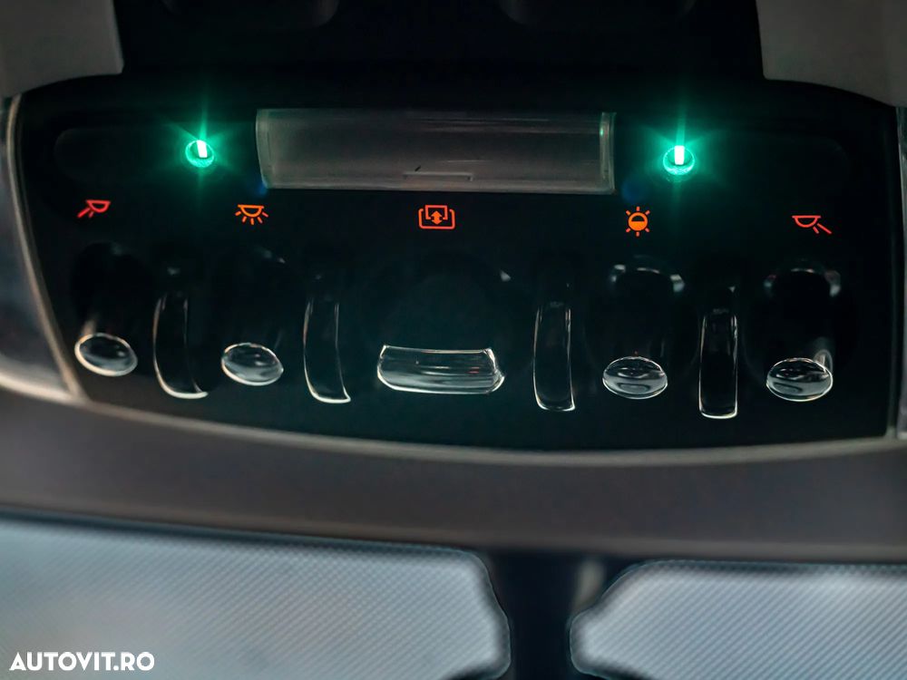 Mini Cooper S Standard - 32