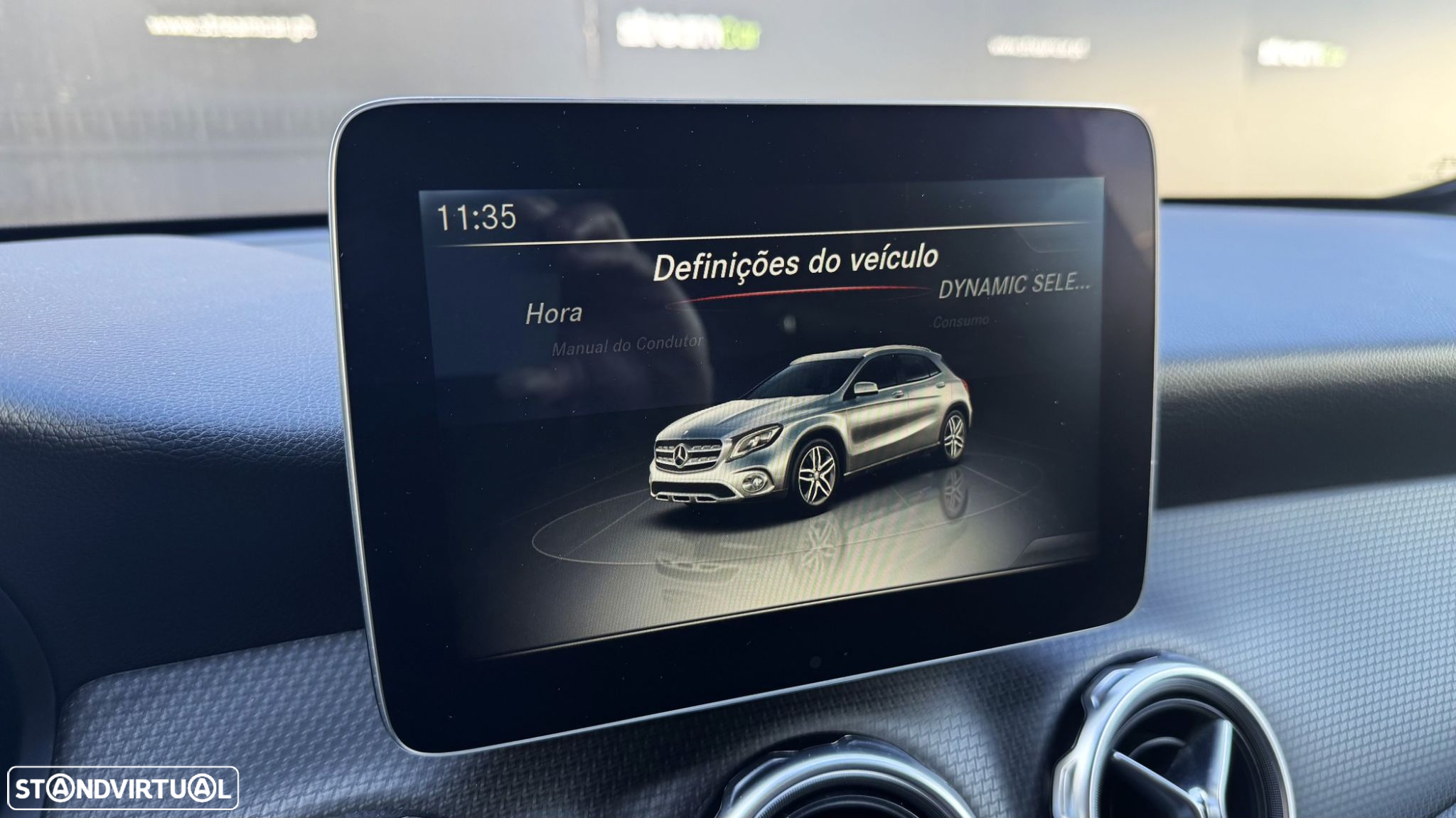 Mercedes-Benz GLA 180 d Urban - 16