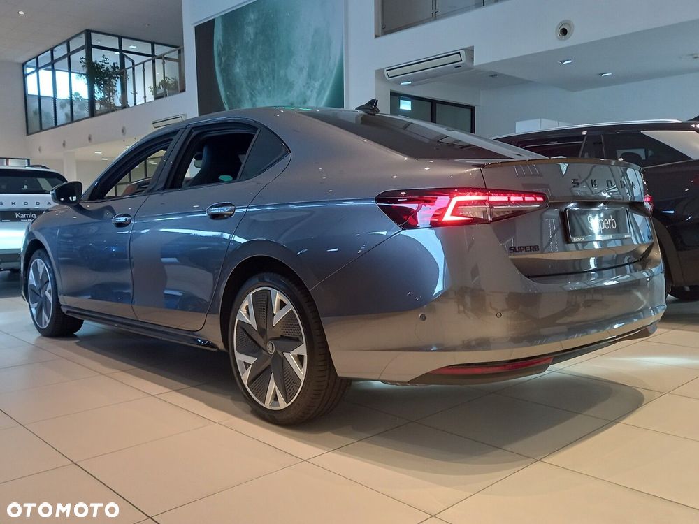 Skoda Superb 2.0 TSI 4x4 Sportline DSG - 4