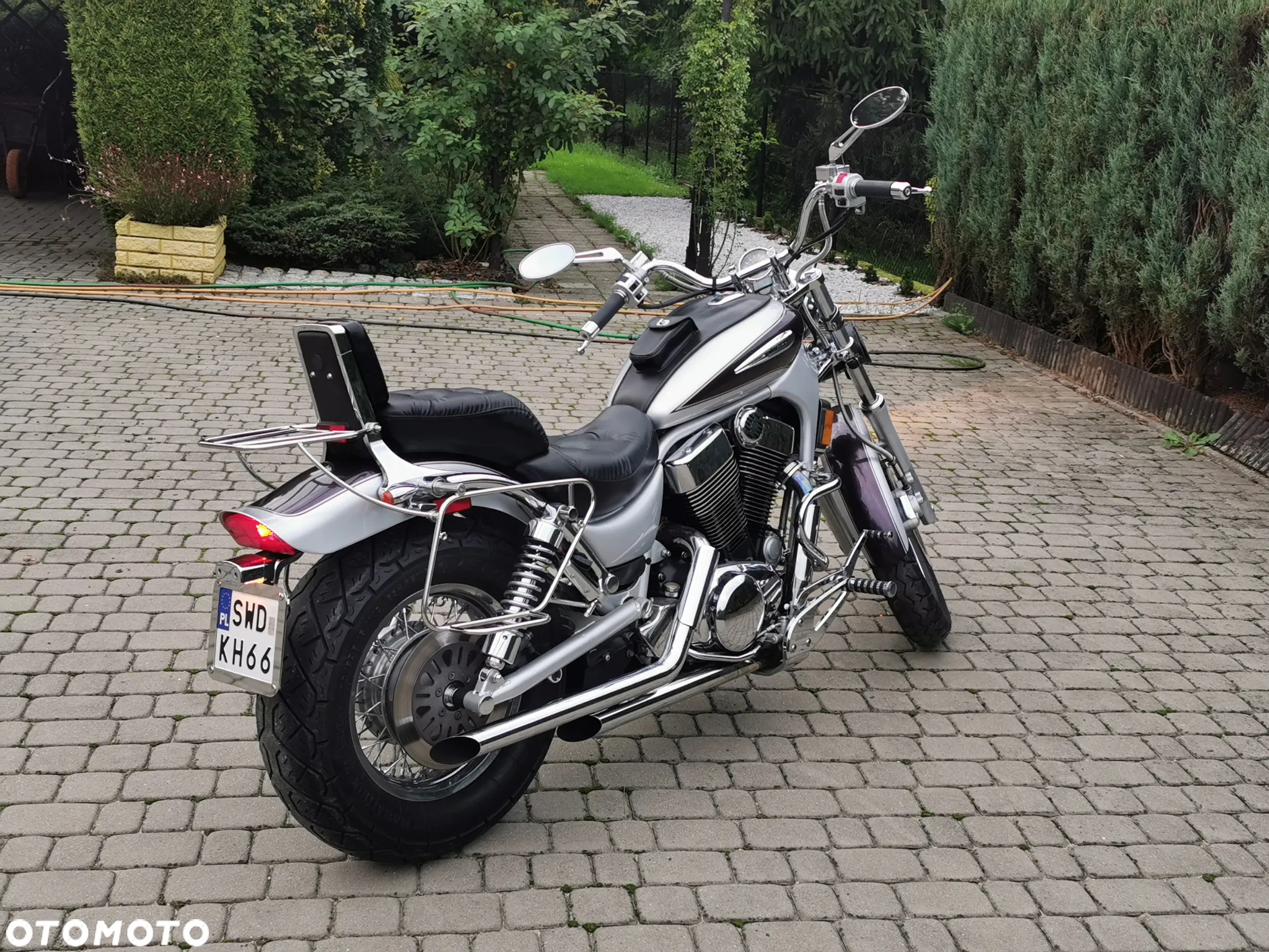 Suzuki Intruder - 7