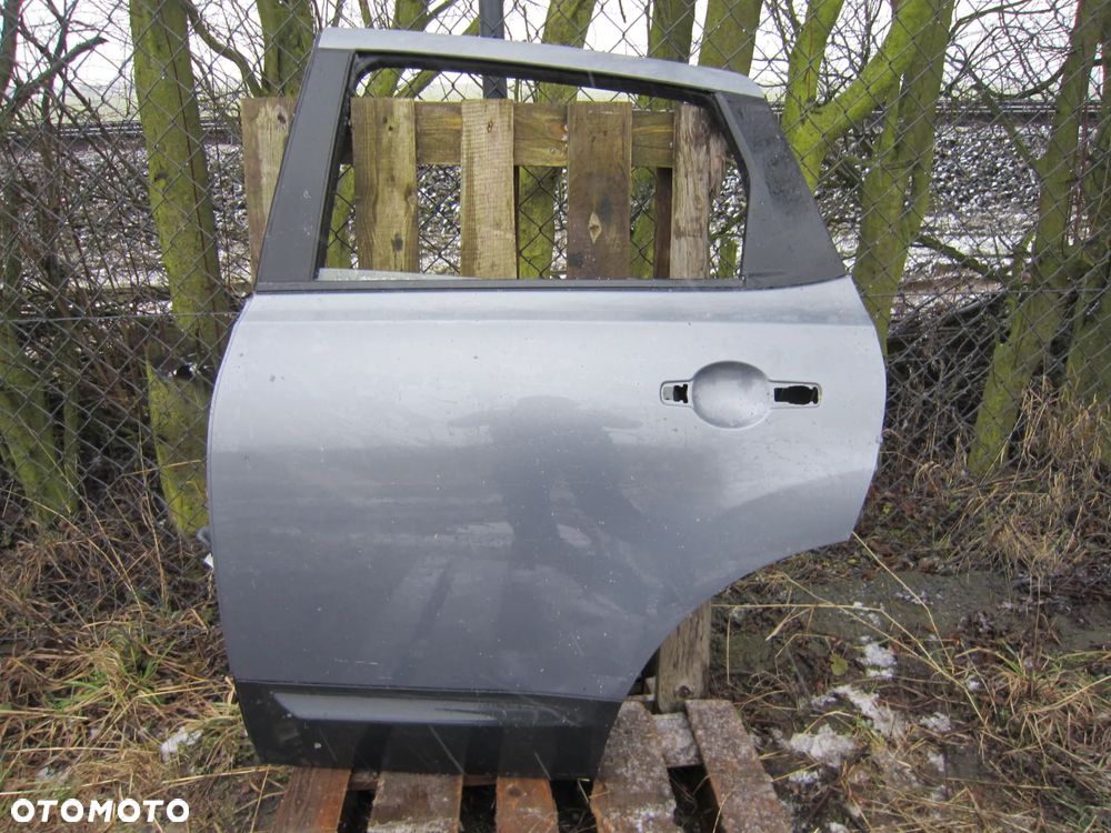 Drzwi tył tylne Nissan Qashqai I J10 B52G