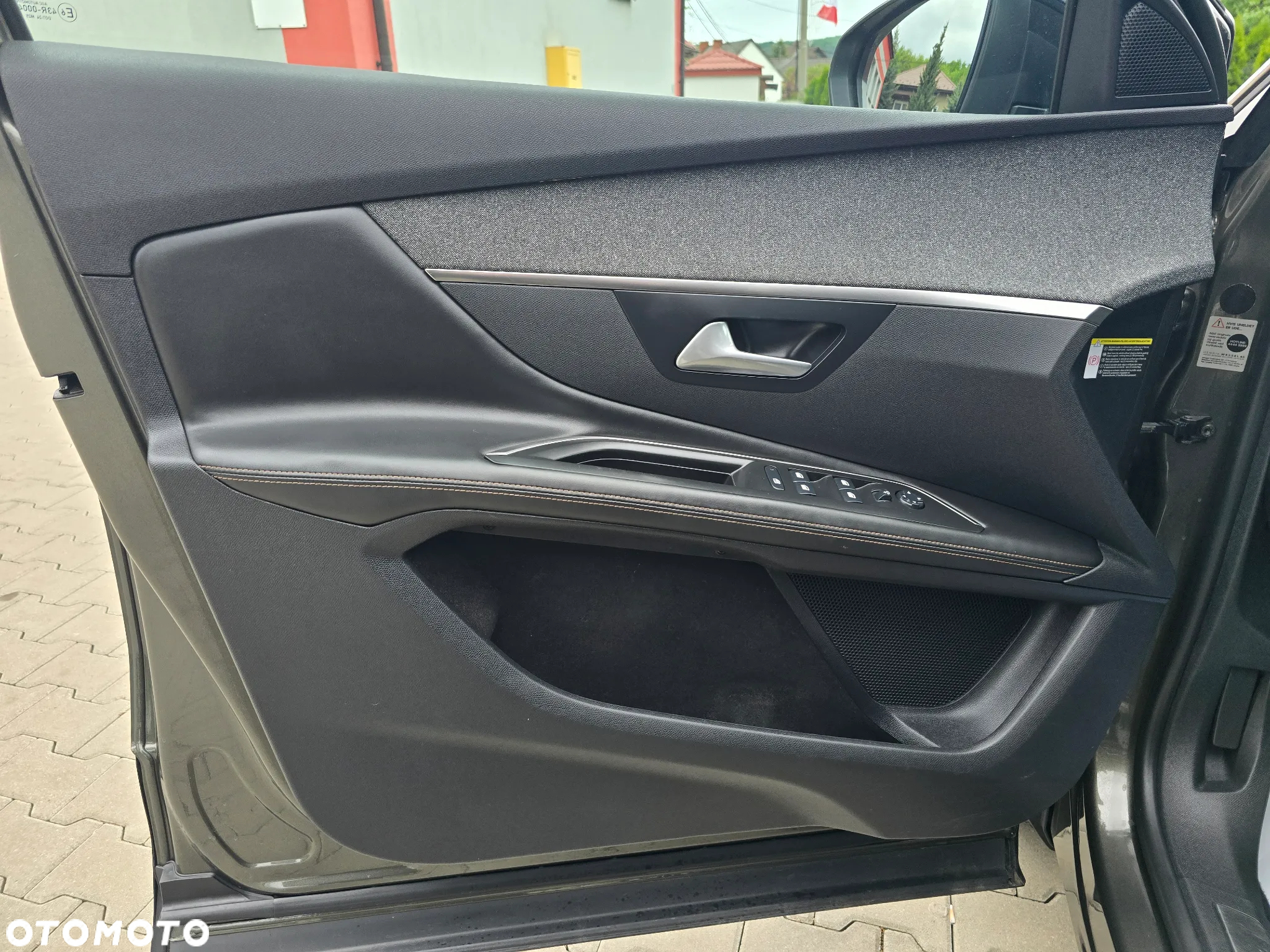 Peugeot 3008 1.5 BlueHDi GT S&S EAT8 - 18