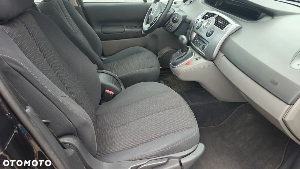 Renault Scenic 2.0 16V Privilege - 19