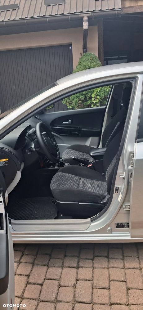 Kia Ceed - 6