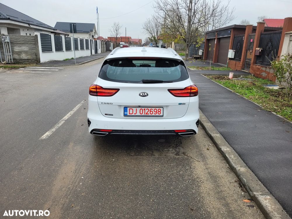 Kia Ceed SW 1.6 GDI DCT OPF Plug-in-Hybrid Spirit - 6