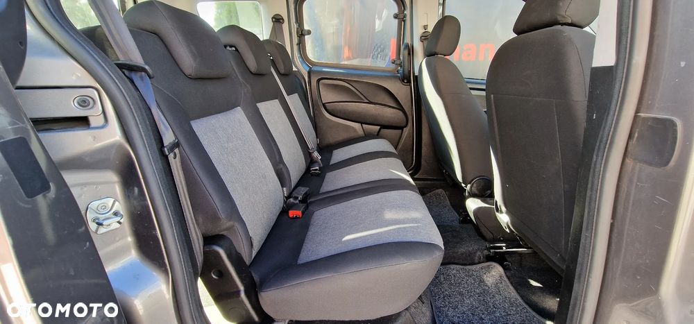 Fiat Doblo 1.4 16V Active - 17
