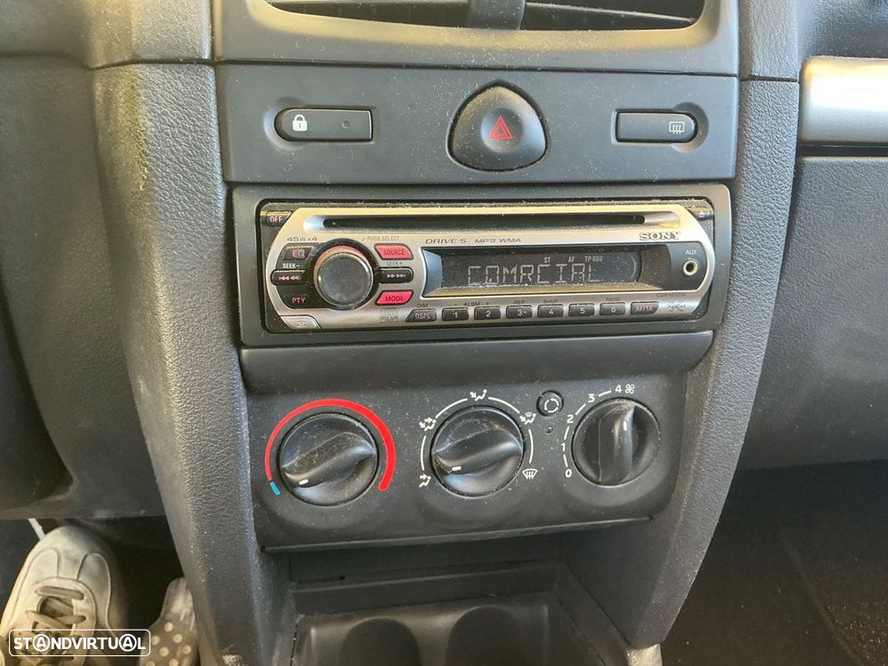 Renault Clio 1.2 16V Dynamique - 35