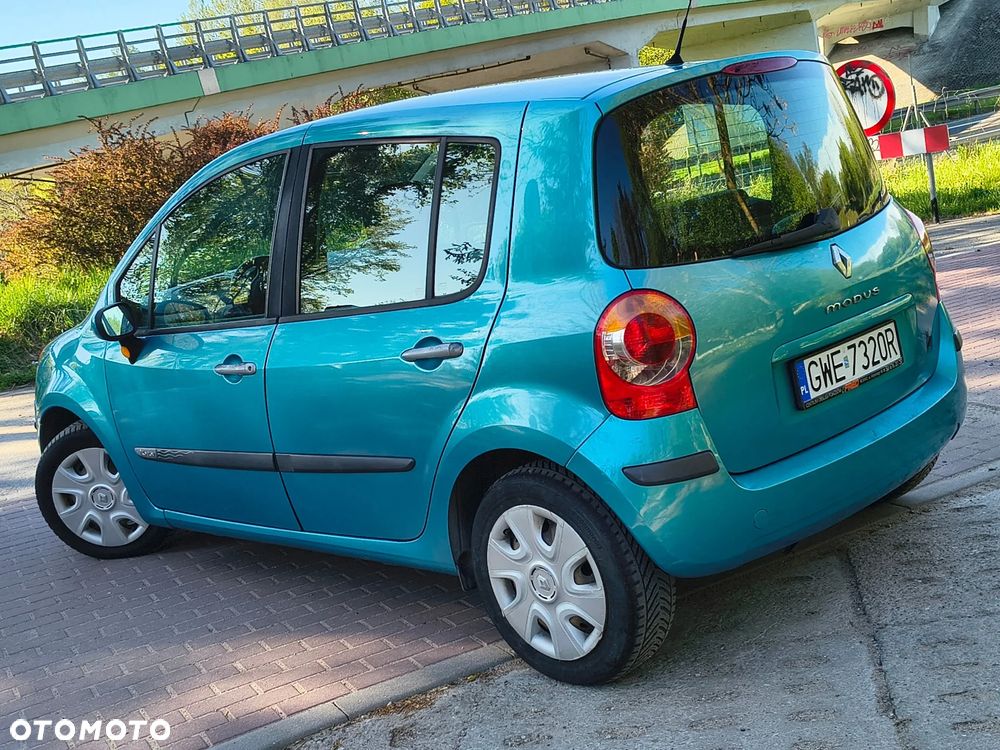 Renault Modus - 11
