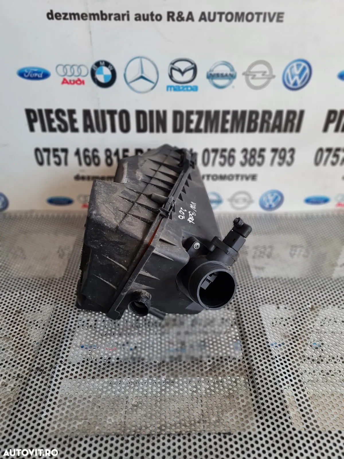 Carcasa Filtru Aer Vw Bora Golf 4 2.0 Benzina  - Dezmembrari Arad - 7