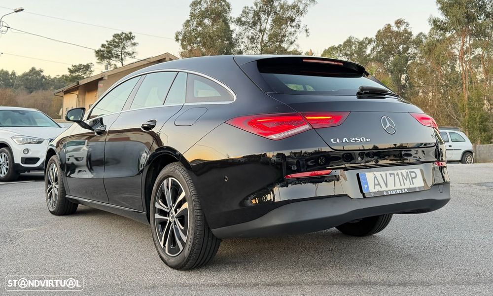 Mercedes-Benz CLA 250 e Shooting Brake Style Plus - 3