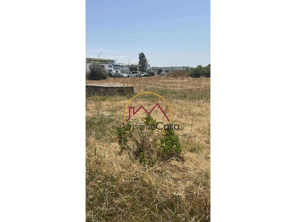 Terreno em Reguengos de Monsaraz na Zona Industrial - Grande imagem: 3/4