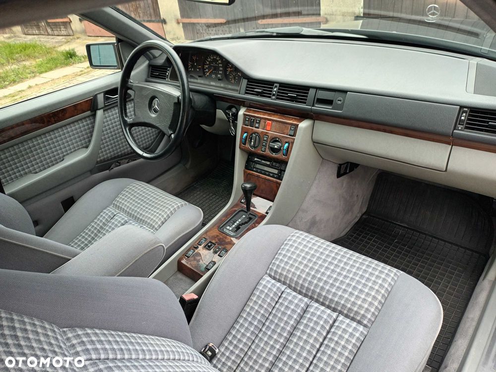 Mercedes-Benz W124 (1984-1993) - 8