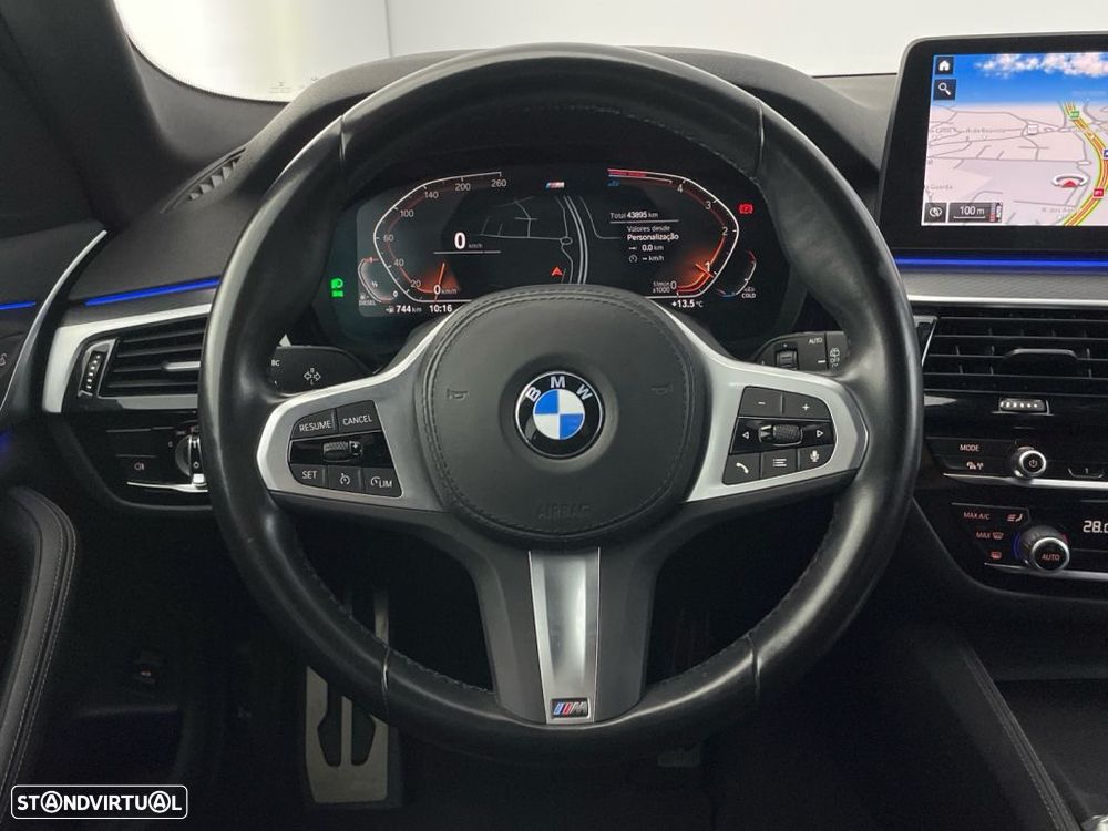 BMW 520 d Auto - 14