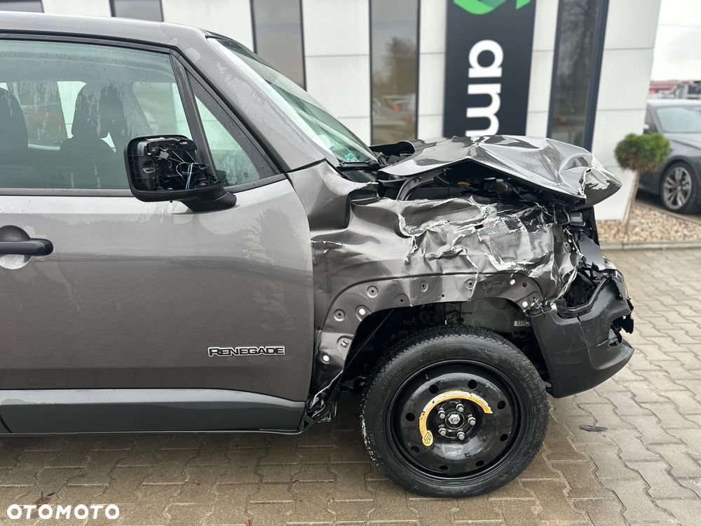 Jeep Renegade 1.6 E-TorQ Sport FWD - 6