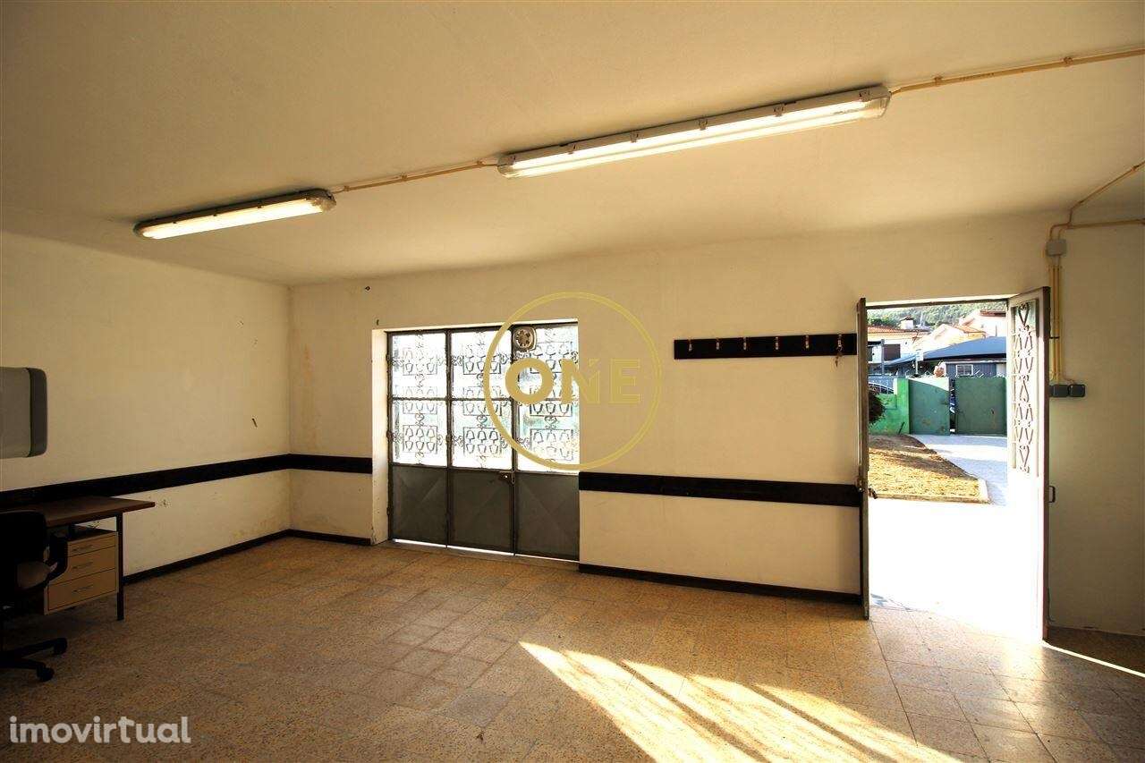 Loja para Arrendamento em Vermoim - Grande imagem: 3/11