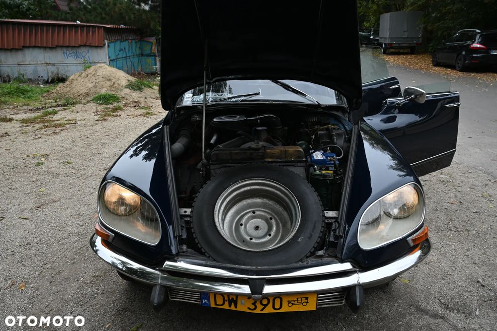Citroën DS - 23