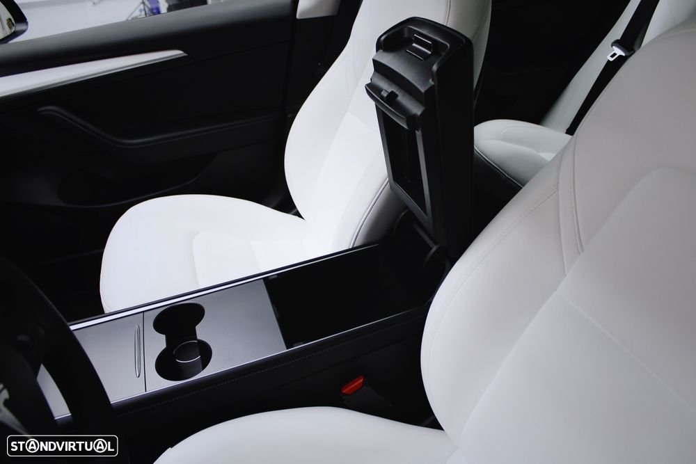 Tesla Model 3 Performance Dual Motor AWD - 19