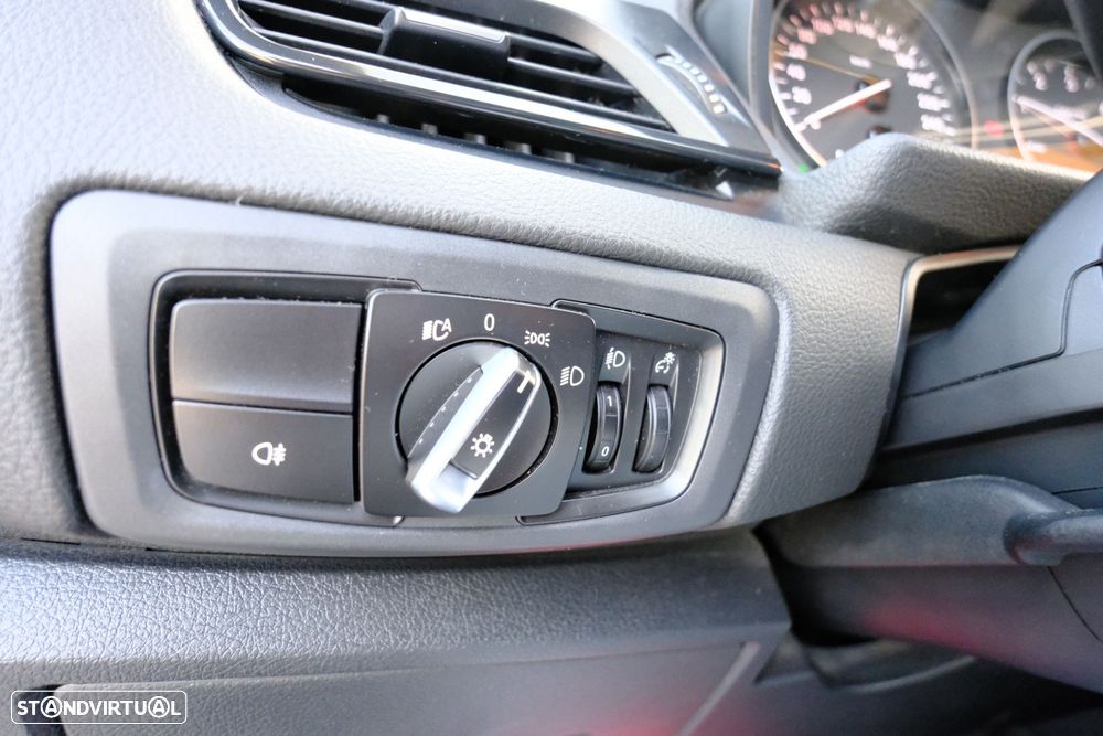 BMW 216 Active Tourer d Advantage - 29