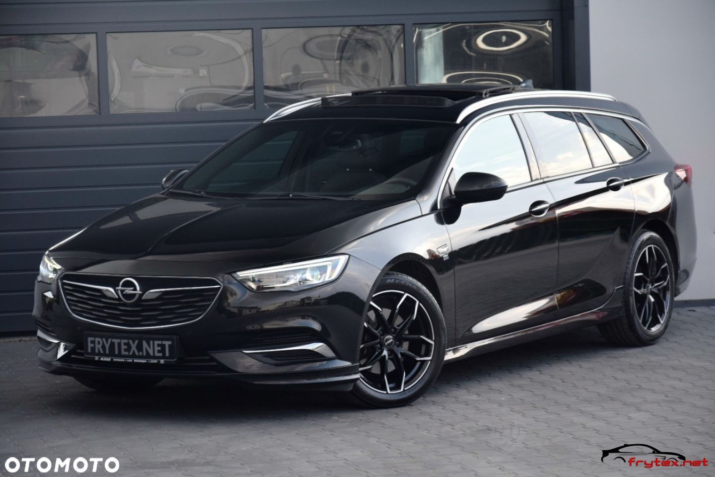 Opel Insignia - 36