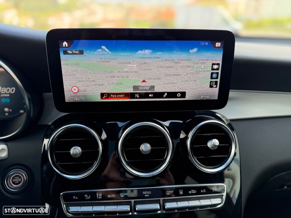 Mercedes-Benz GLC 300 de 4Matic 9G-TRONIC AMG Line Plus - 36