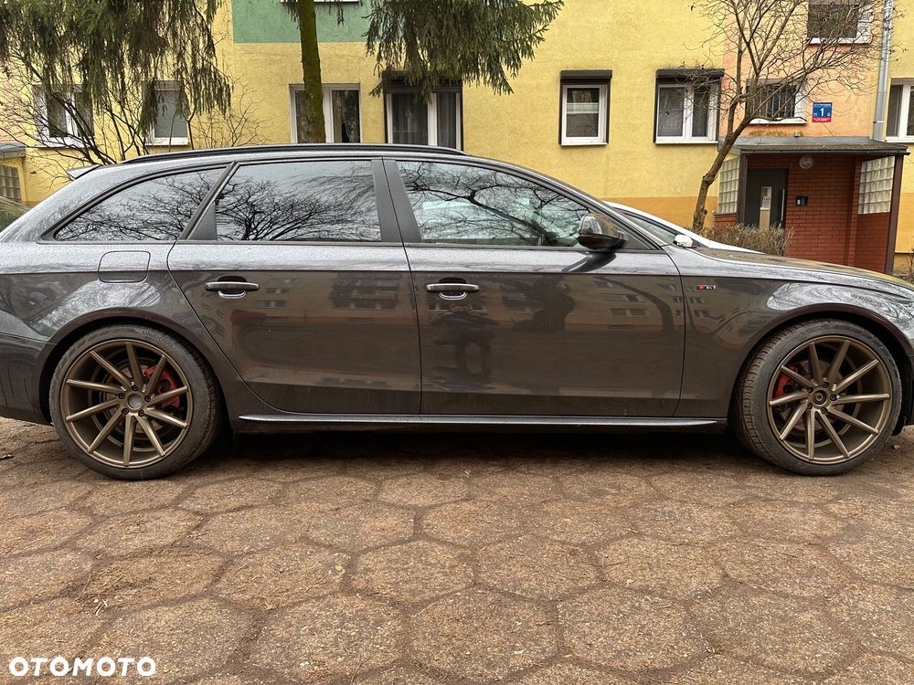 Audi A4 Avant 2.0 TDI - 16