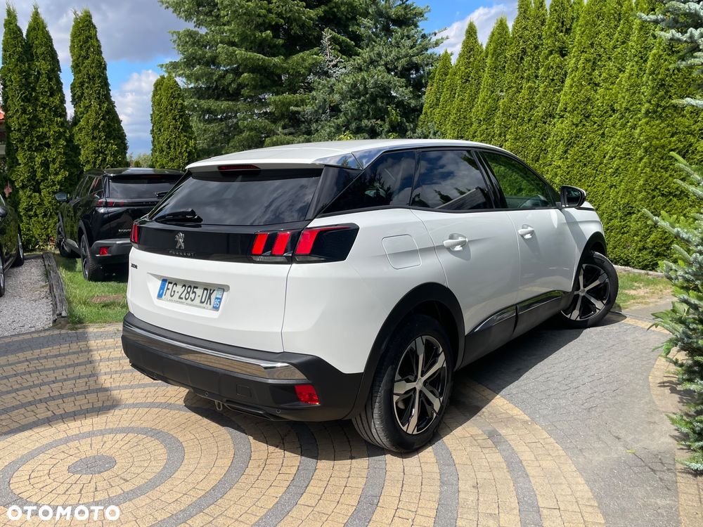 Peugeot 3008 BlueHDi 130 Stop & Start EAT8 Allure - 23