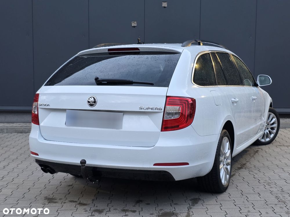 Skoda Superb 2.0 TDI Business DSG - 7