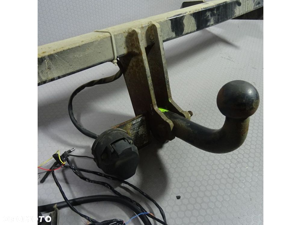 VW PASSAT B7 KOMBI HAK DO PRZYCZEP - 2